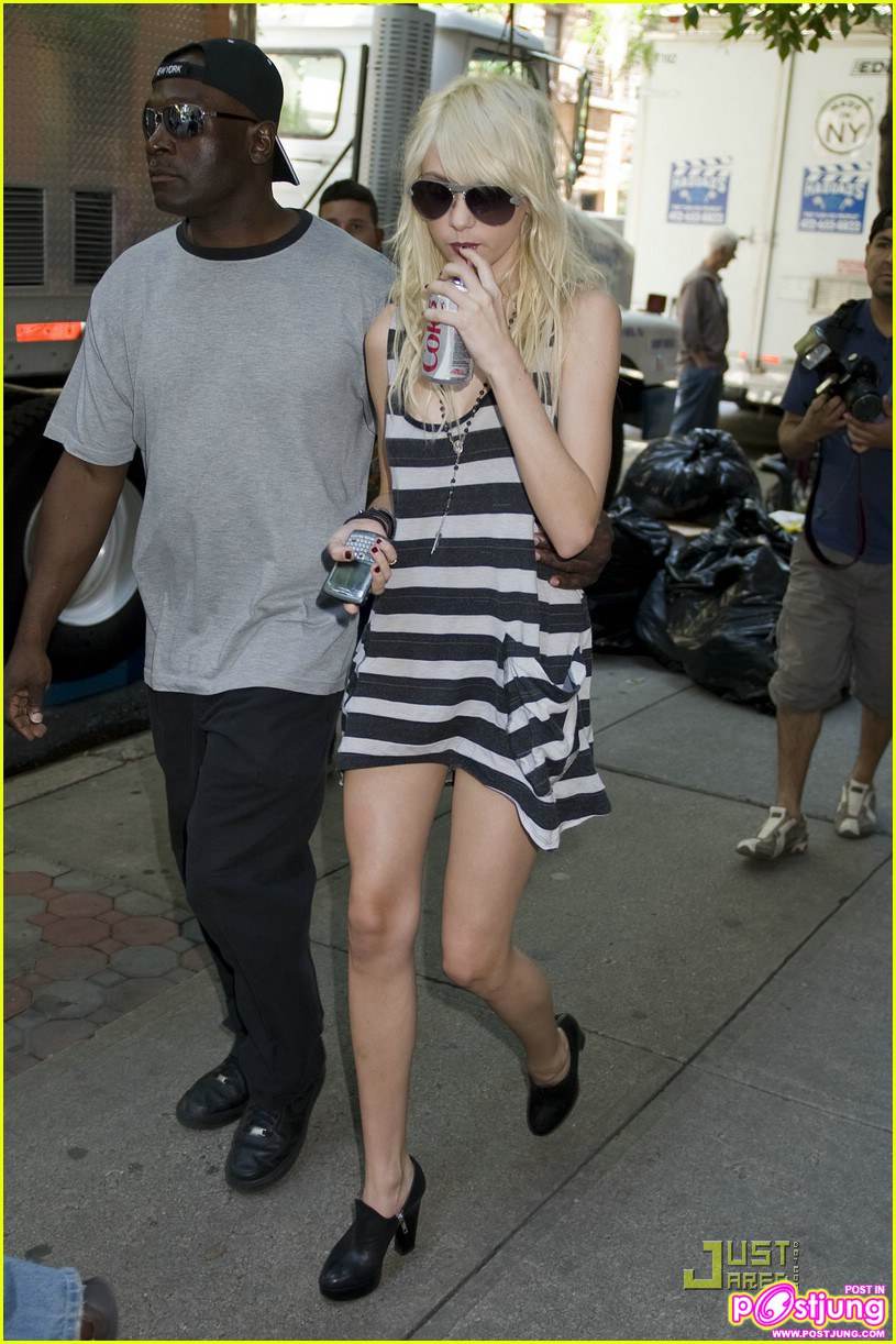 taylor momsen style