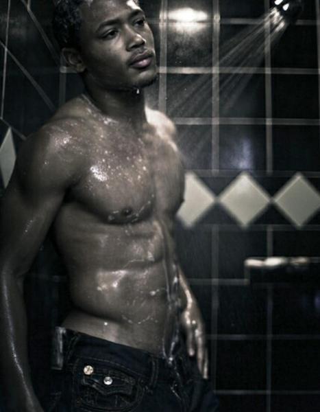 Off nsfw. Percy Romeo Miller. Ромео 18. Ромео твинк. Ромео твинк онлифанс.