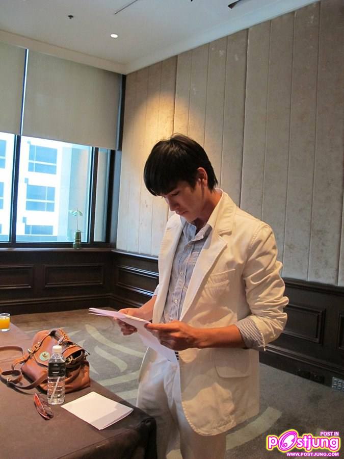 (เก็บตก) ณเดชน์ & ญาญ่า จากงานโฟร์โมสต์สุขภาพดี 24 ชั่วโมง