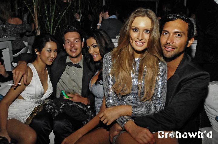 Rozanna Purcell จาก IRELAND ตัวเต็ง MU 2 O 1 O