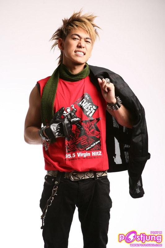 ผมว่า 2 คนนี้ หน้าคล้ายกัน คิดเหมือนกันปะ