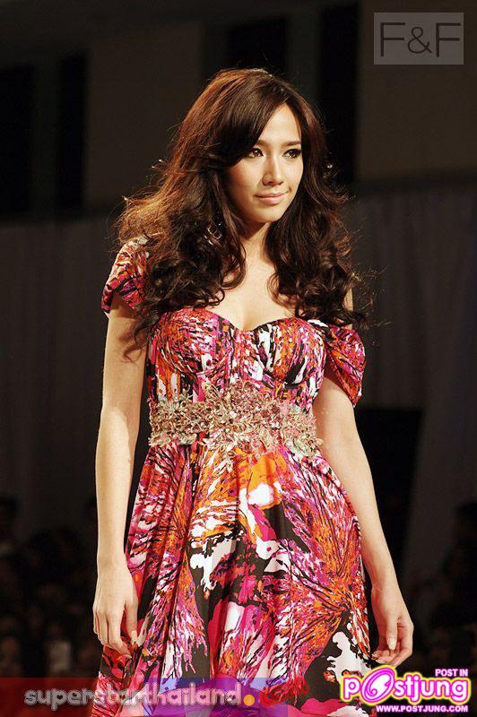 อั้ม พัชราภา  F F นางพญาจริง ๆ