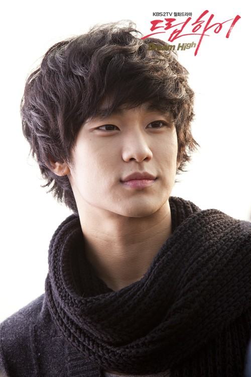 หนุ่มน้อยน่ารัก Kim soo hyun จากชีรี่ย์เกาหลี Dream High