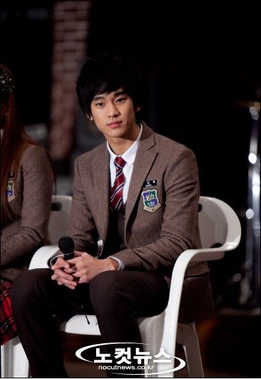 หนุ่มน้อยน่ารัก Kim soo hyun จากชีรี่ย์เกาหลี Dream High