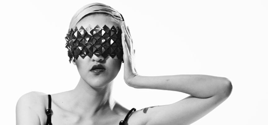 ลายที่ใช้ทำจากยางในรถยนต์เก่า