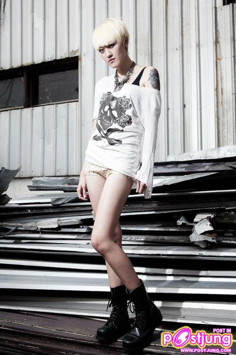 นางเเบบชื่อพี่อู ตัวจริงเท่มากๆๆเลยทำงานเก่งมากๆๆ