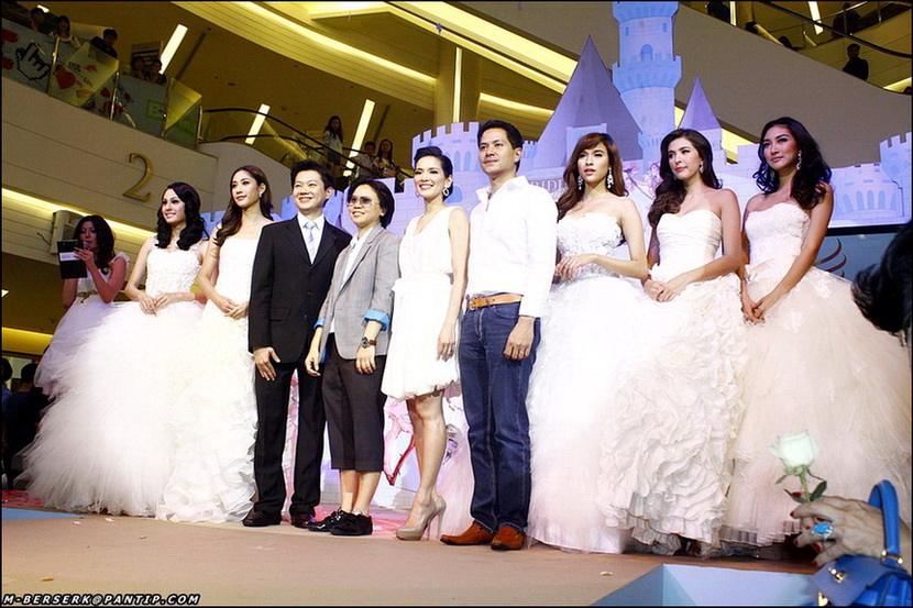 แพนเค้ก ขวัญ กับการถ่ายรูปคู่กัน