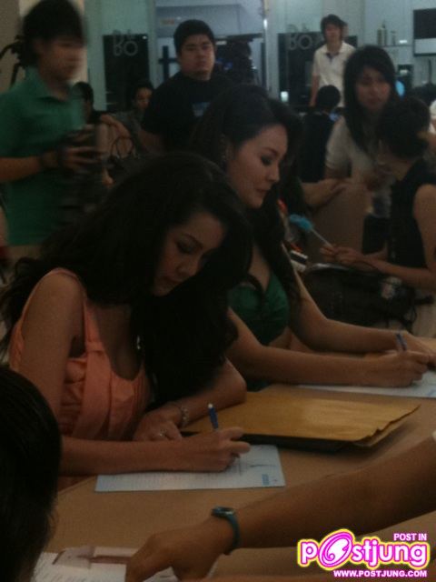 ม่านฟ้ากับน้องอีฟ สื่อให้ความสนใจมาก ๆ