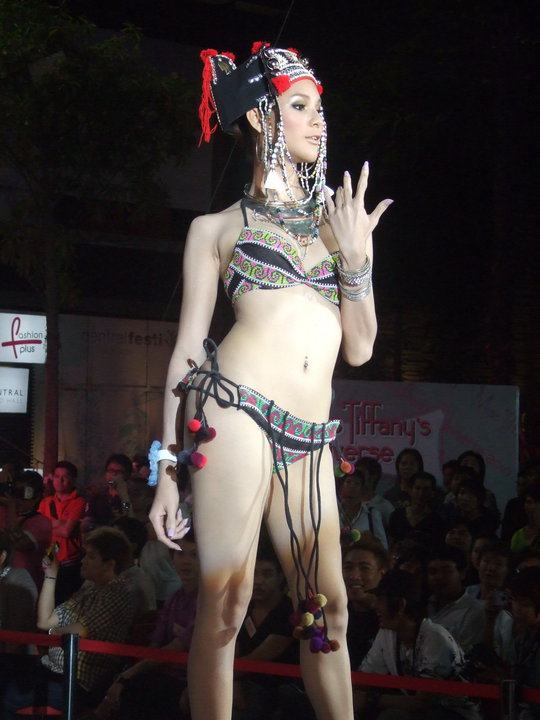 มิสทิฟฟานี่ 2011 จะประกวดเมื่อไหร่