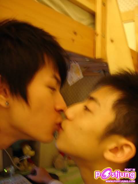 Boy kiss -3-