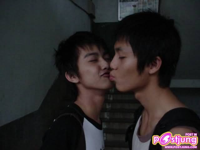 Boy kiss -3-