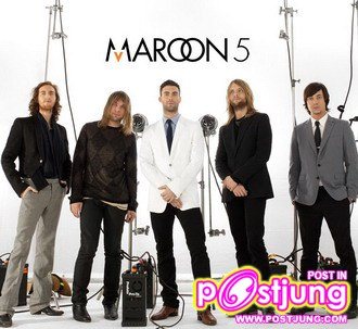 Adam Levine แห่งวง Maroon 5 เจ้าค่ะ