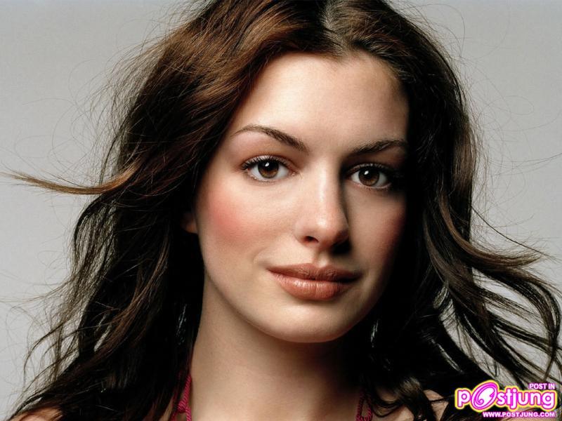 Anne Hathaway