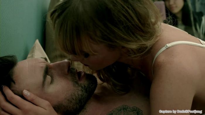 [HOT CAPTURE] Adam Levine Shirtless : Never Gonna Leave This Bed - Maroon 5