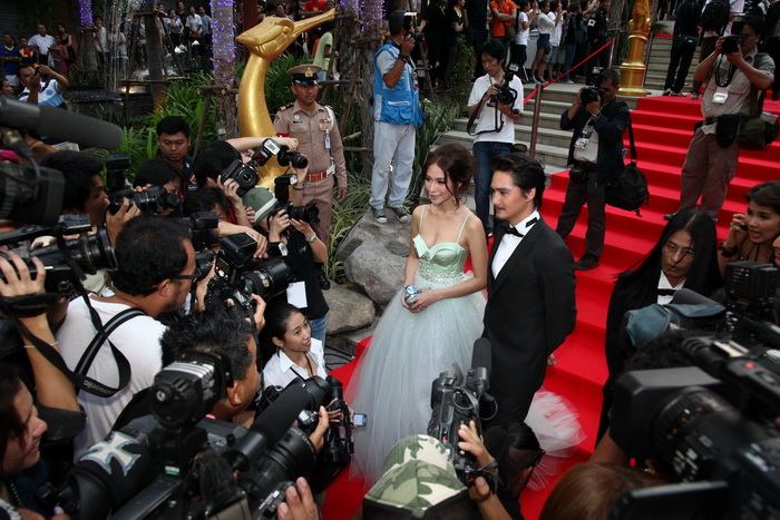 pic พลอย เฌอมาลย์ จากงานสุพรรณหงษ์ สวยจริงอะไรจริง