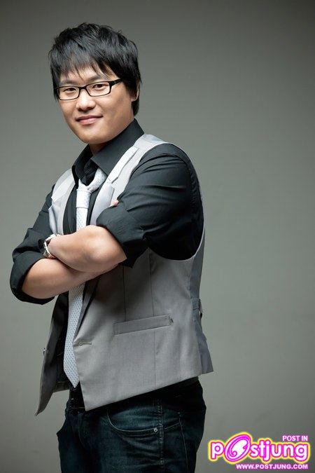 Unhappy! E-Tribe เตรียมกินมาม่ารุดถามความจริงต้นสังกัด Lady Gaga กรณี Born This Way ก็อปปี้เพลง Be Happy ของsnsd