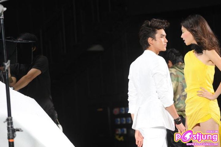 ณเดชน์..ภาพเบื้องหลังถ่ายโฆษณา 12 Plus แป้งเย็น เอ็กซ์ตร้า คูล แอนตี้แบคทีเรีย