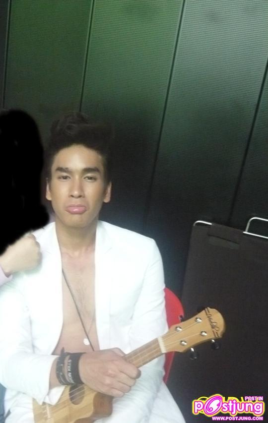 ณเดชน์..ภาพเบื้องหลังถ่ายโฆษณา 12 Plus แป้งเย็น เอ็กซ์ตร้า คูล แอนตี้แบคทีเรีย