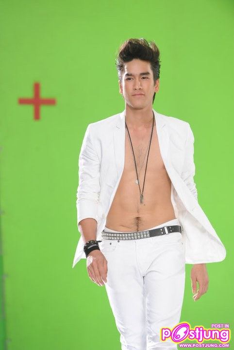 ณเดชน์..ภาพเบื้องหลังถ่ายโฆษณา 12 Plus แป้งเย็น เอ็กซ์ตร้า คูล แอนตี้แบคทีเรีย