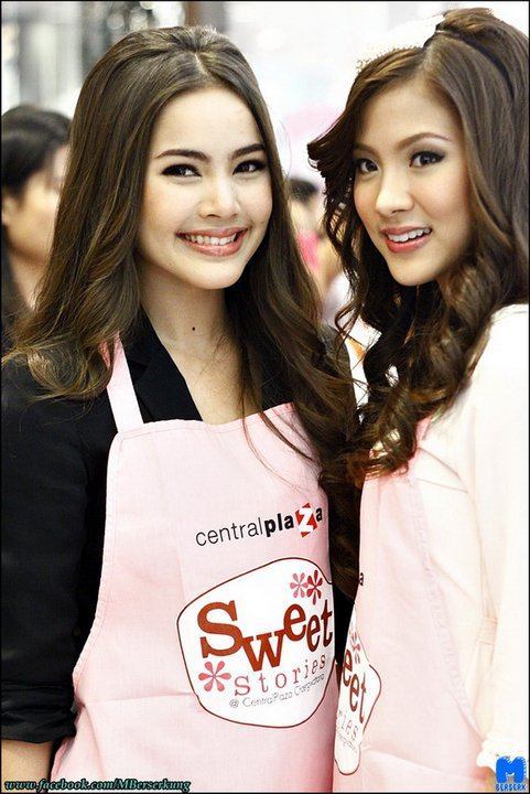 ใบเฟิร์น ญาญ่า สวย ใส น่ารักทั้งคู่