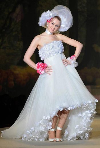 สวย เริ่ด กับชุดแต่งงานสวยๆ จากดีไซเนอร์ดัง