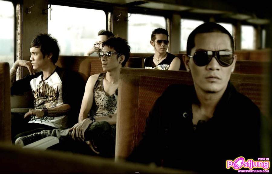 CLASH @ Rokz magazine vol.9 March 2011