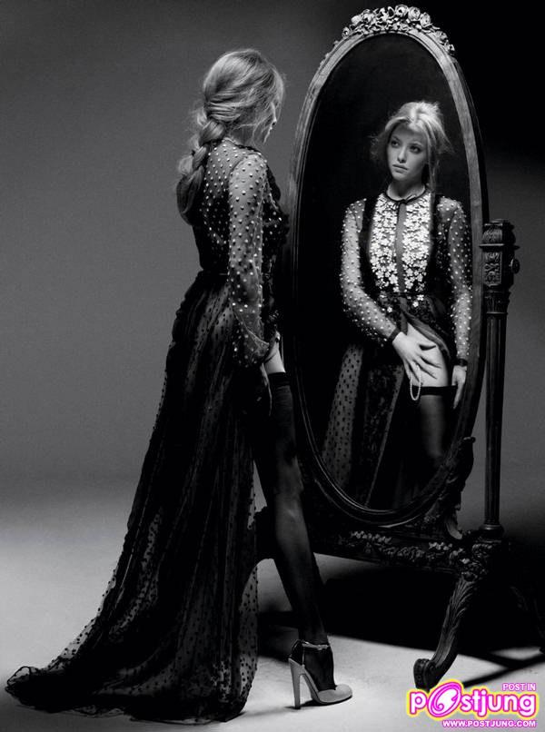 Amanda Seyfried @Interview Magazine March 2011