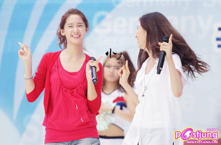 yoo na  snsd so hot~