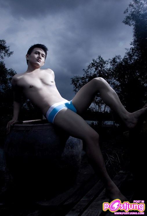 Vietnam underwear model