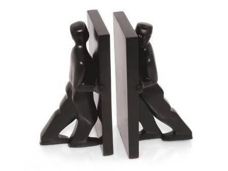 อันดับที่ 9 Men Pushing Bookends