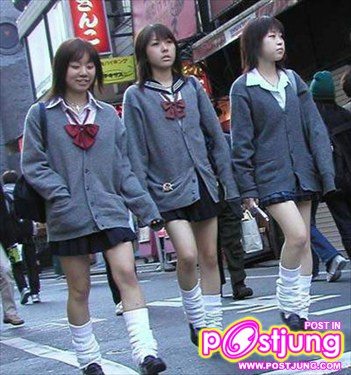 ชุดนักเรียนหญิงและชายของ ญี่ปุ่น สวยๆ