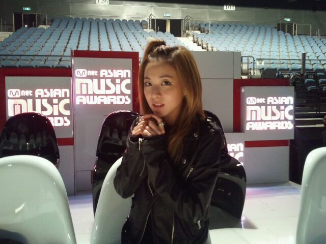 ซานดาร่า 2NE1