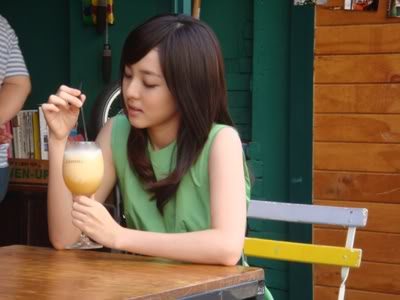 ซานดาร่า 2NE1