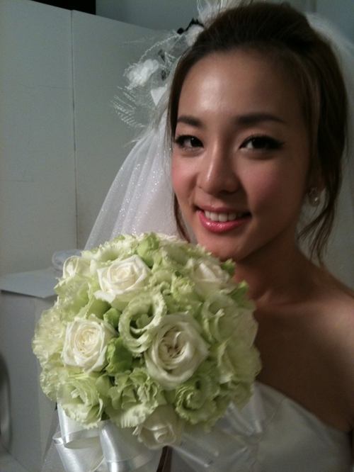 ซานดาร่า 2NE1