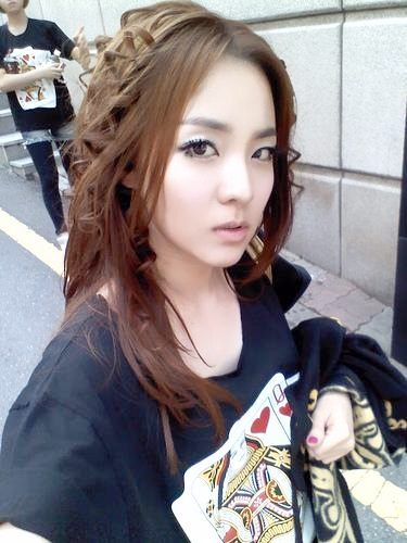 ซานดาร่า 2NE1