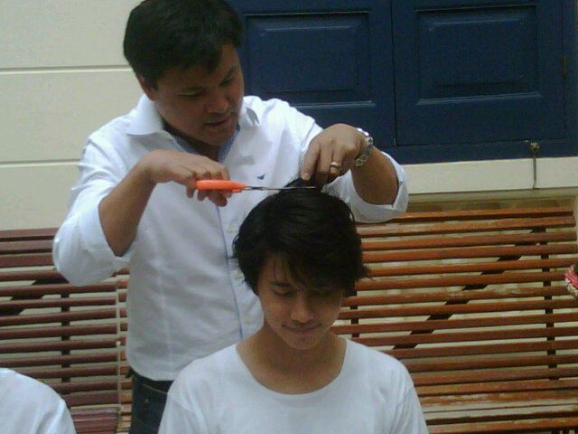 ดิว the star 5 บวชแล้ว15วัน ณ วัดบวรฯ เตรียมธุดงค์ต่างจังหวัด [คุณบอย และศิลปินexact ร่วมงาน]