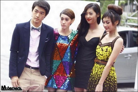 ภาพจากงานไนท์เอนเตอร์เทนอวอร์ด2011