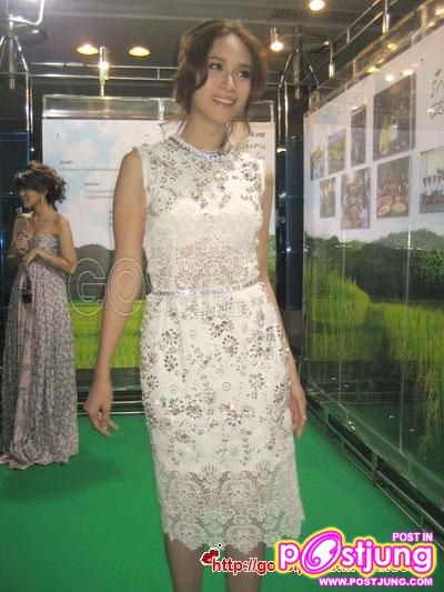 ภาพจากงานไนท์เอนเตอร์เทนอวอร์ด2011