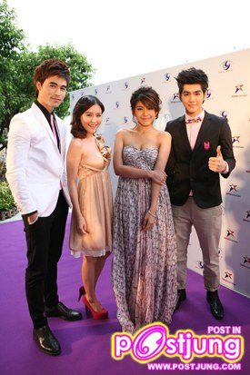 ภาพจากงานไนท์เอนเตอร์เทนอวอร์ด2011