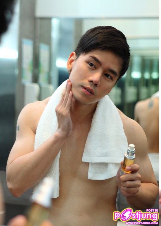 กำปั้น พีระ พาณิชย์พงส์ @THE MEN'S TIME vol.1 no.1 November 2010