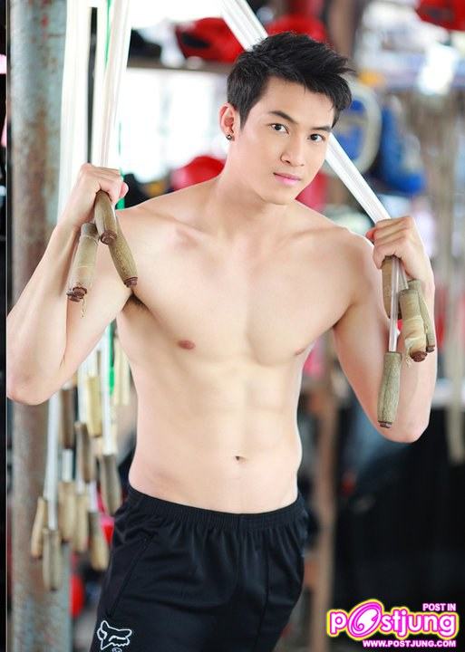จิ๊กซอว์ วิตศรุต @THE MEN'S TIME vol.1 no.3 January 2011