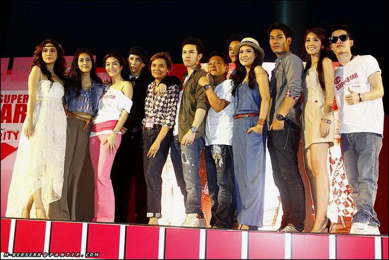 จุ๋ย มิน แพนเค้ก และพลอย ในงานเดียวกัน