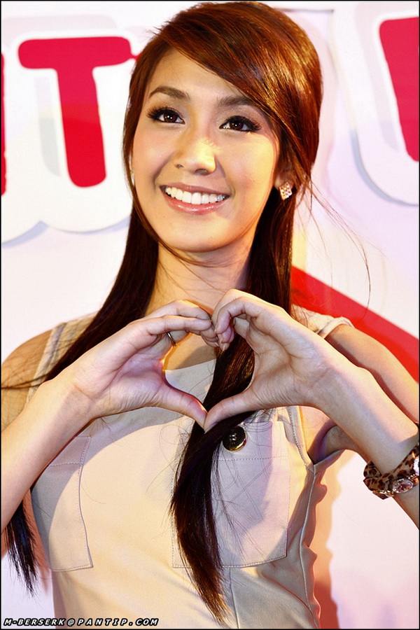 จุ๋ย มิน แพนเค้ก และพลอย ในงานเดียวกัน