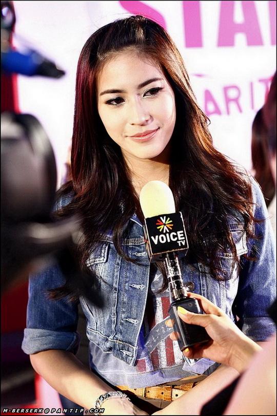 จุ๋ย มิน แพนเค้ก และพลอย ในงานเดียวกัน