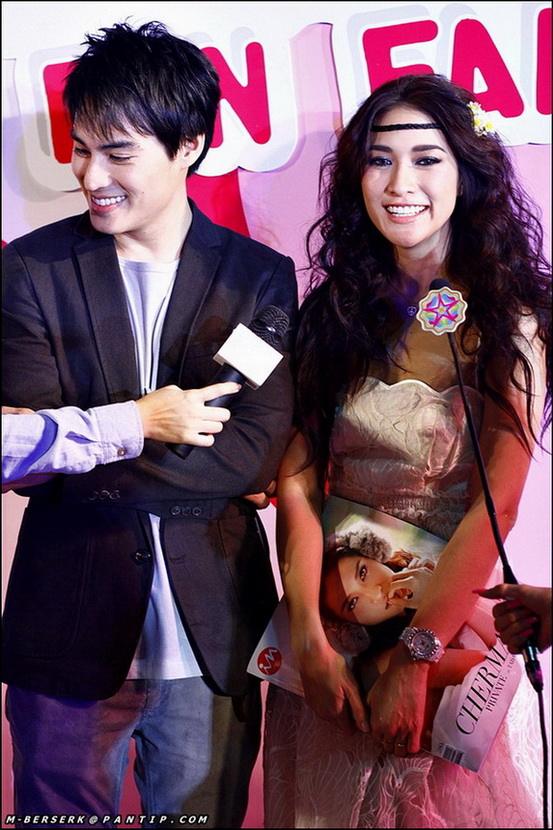 จุ๋ย มิน แพนเค้ก และพลอย ในงานเดียวกัน