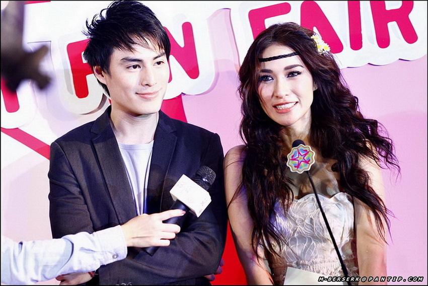 จุ๋ย มิน แพนเค้ก และพลอย ในงานเดียวกัน