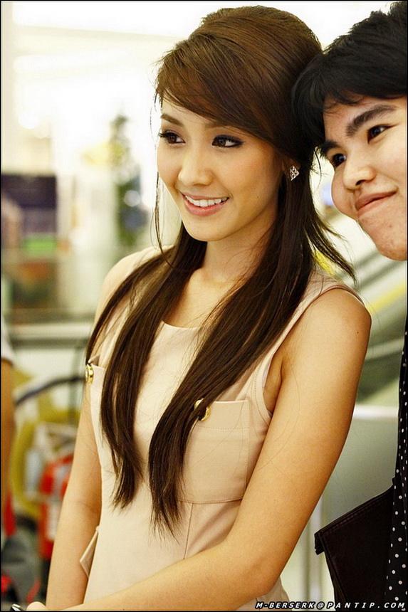 จุ๋ย มิน แพนเค้ก และพลอย ในงานเดียวกัน