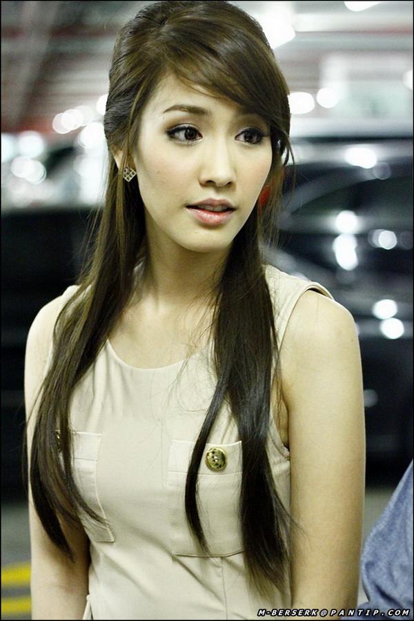 จุ๋ย มิน แพนเค้ก และพลอย ในงานเดียวกัน