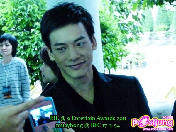 พี่บี้the star รับรางวัลขวัญใจมหาชน
