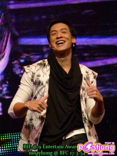 พี่บี้the star รับรางวัลขวัญใจมหาชน